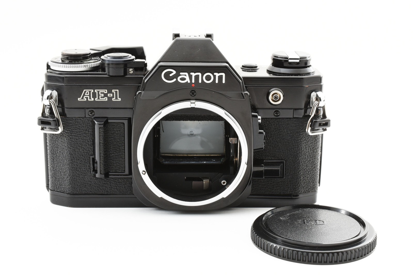 Canon AE-1 35mm SLR Film Camera Black No.1117025 From JAPAN [Near MINT]