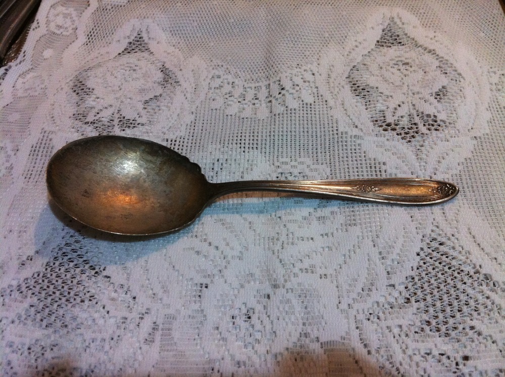 ❤️ANTIQUE CARLTON SIVERPLATED BELFORD Large Serving Berry SPOON