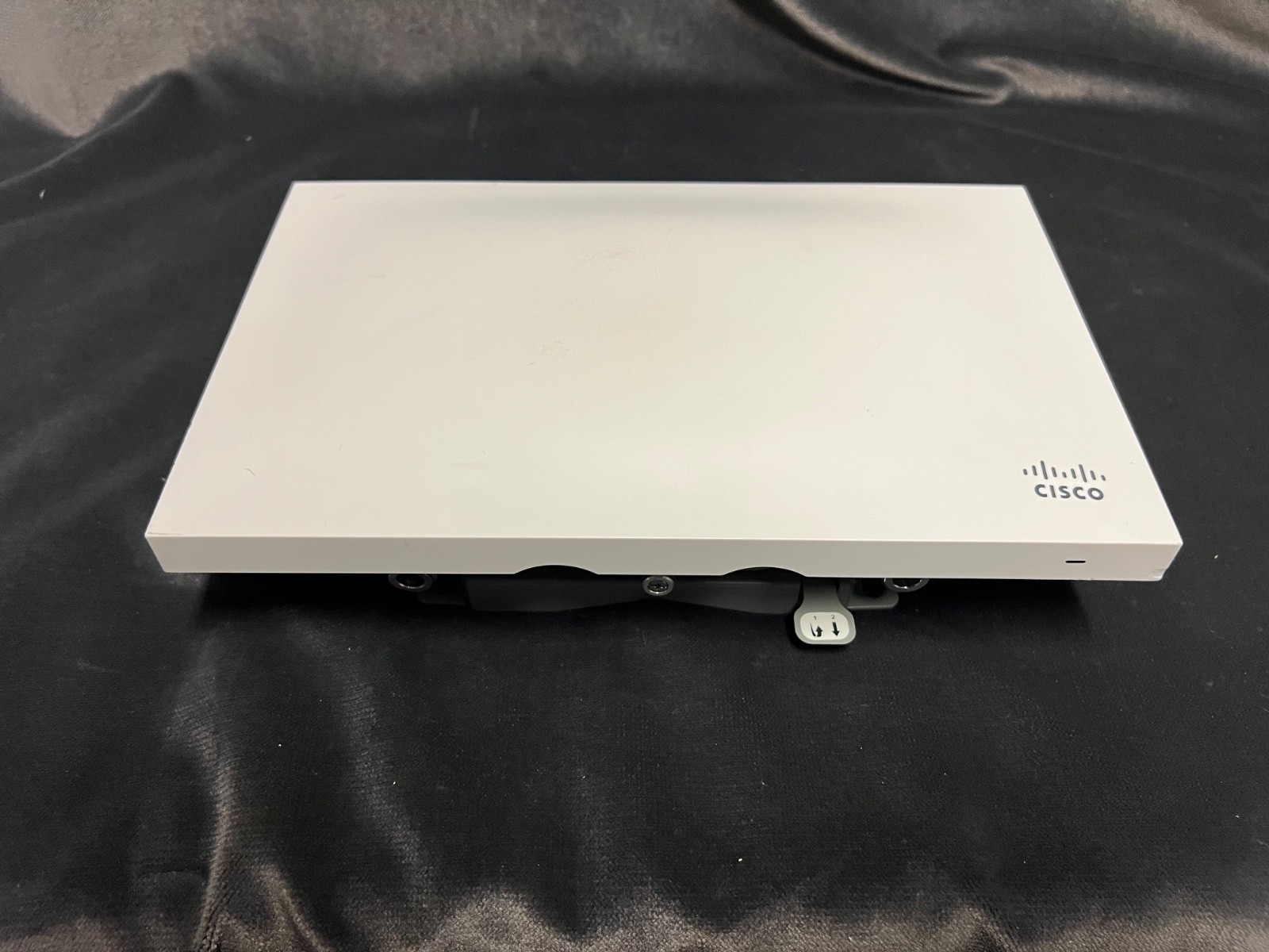 Cisco Meraki MR84 Cloud Managed Wireless Access Point MR84-HW Unclaimed
