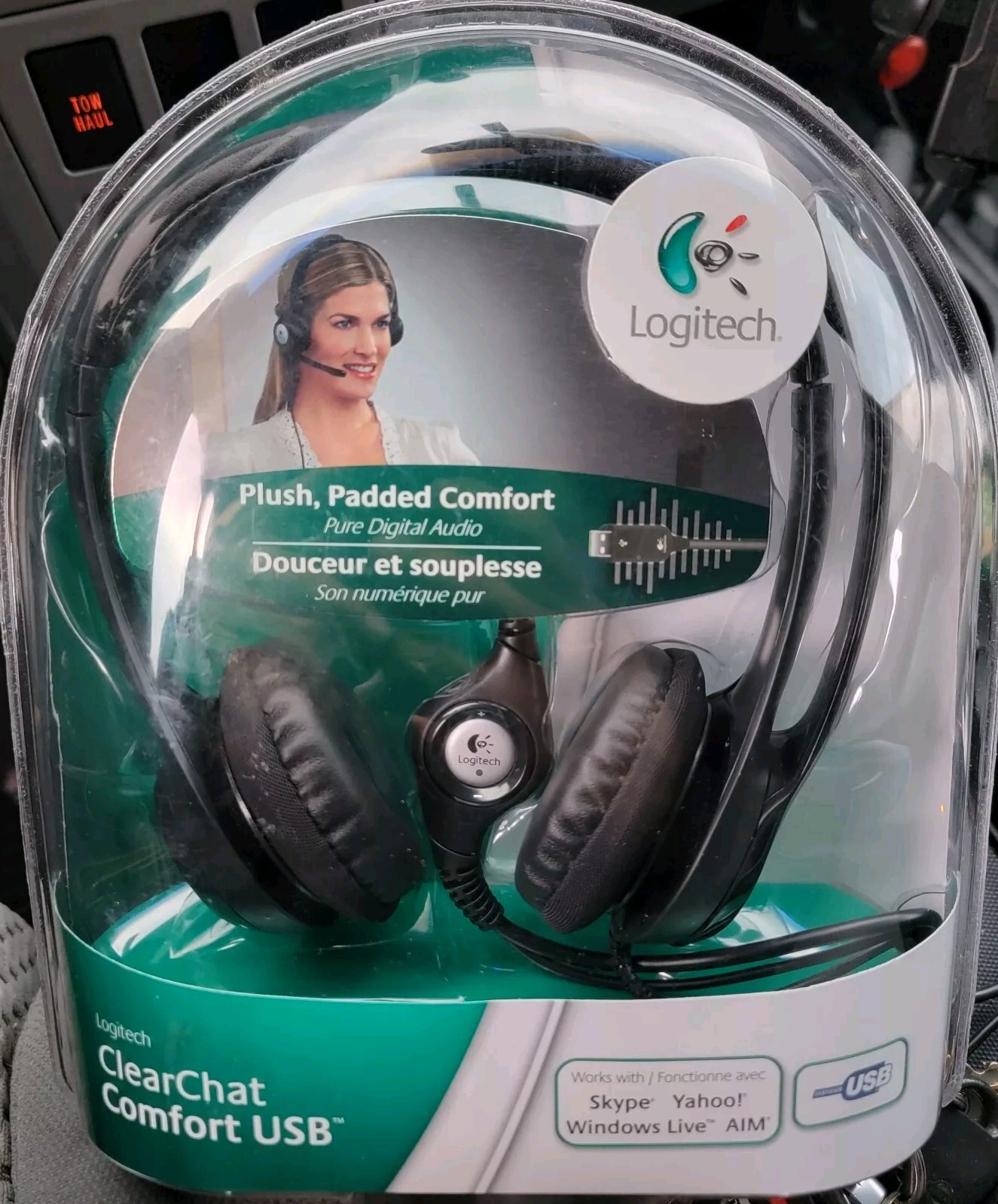 Logitech ClearChat Comfort USB Headset oise Canceling Microphone 981-0000310