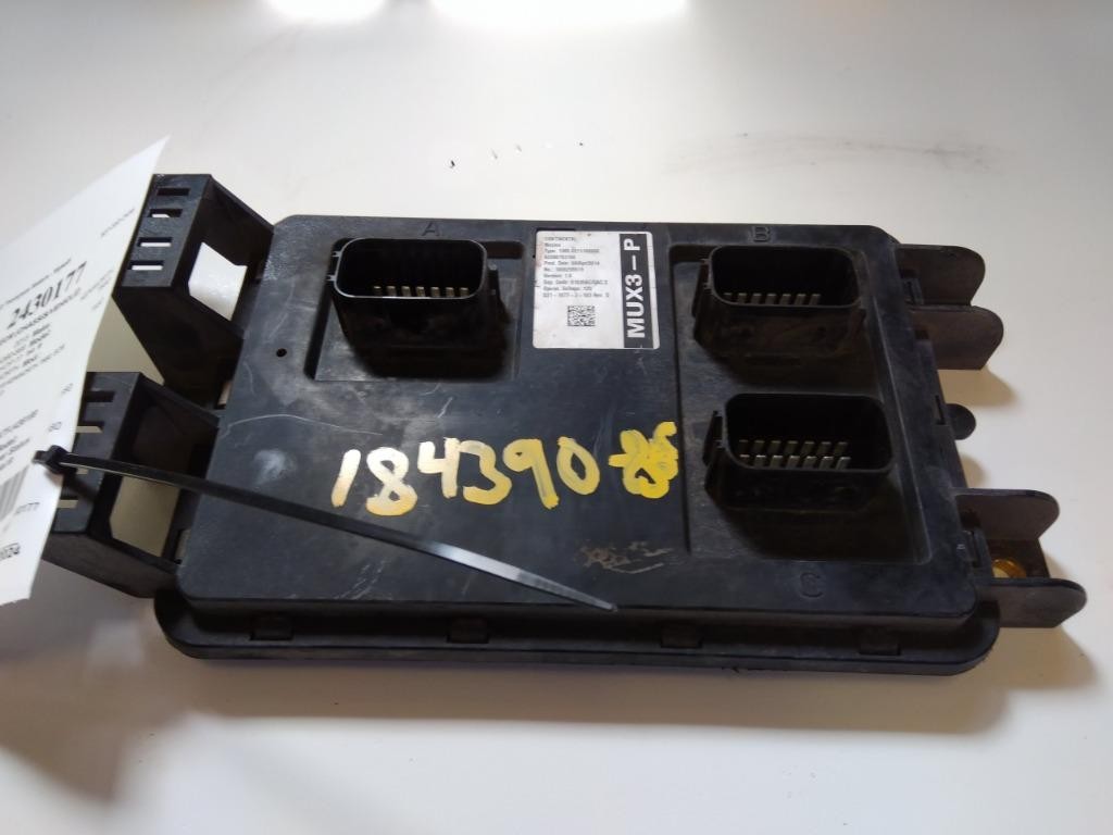 Replaces Q21-1077-3-103 2015 KENWORTH T680 CHASSIS CONTROL MODULE (CCM) ,  MN