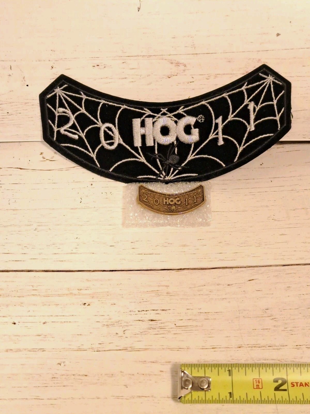Harley Davidson HOG 2011 Rocker Patch and Pin. NEW Never Used No Frays.
