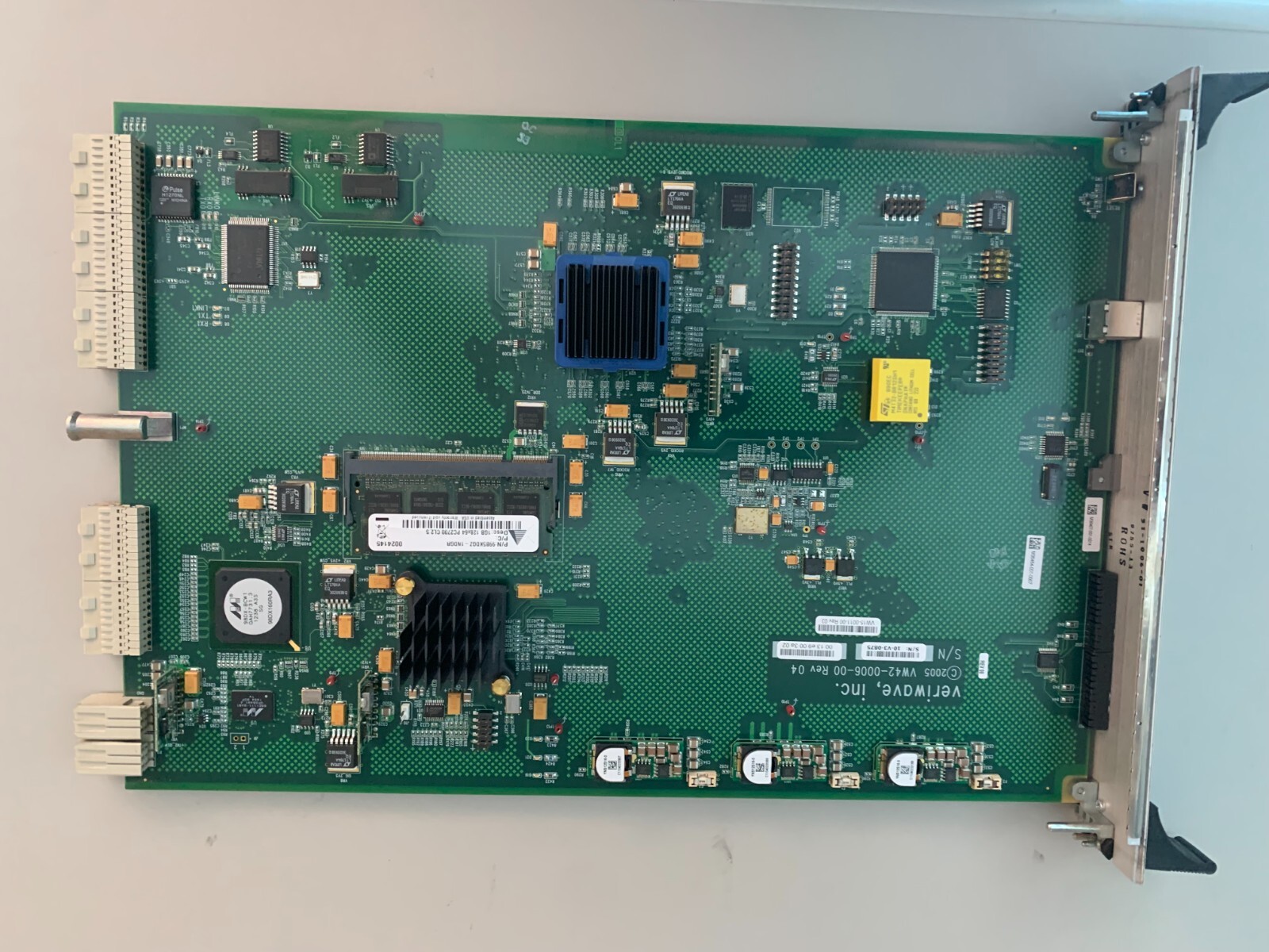 IXIA WB1000