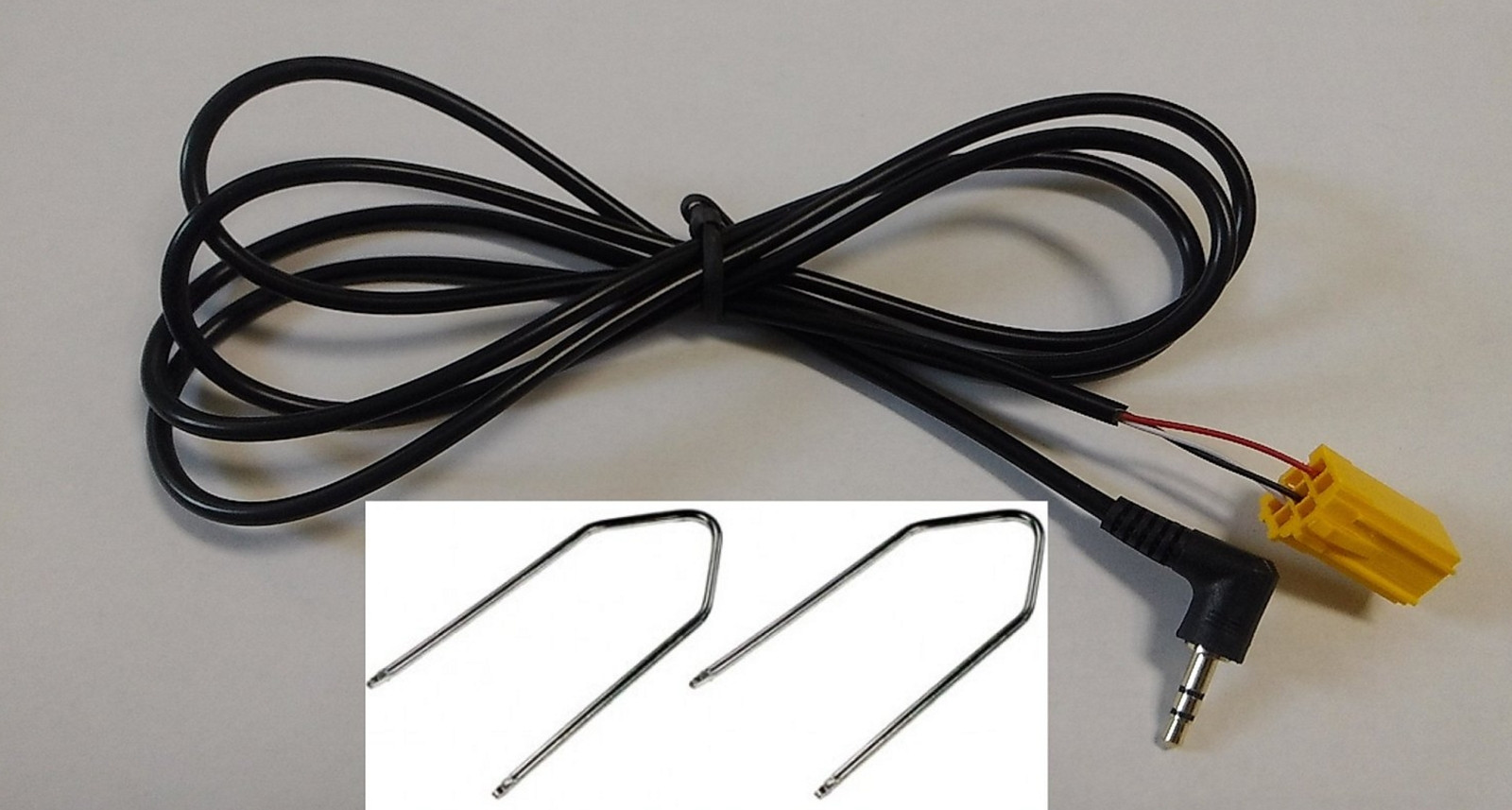 90° AUX cable kit 1.50mt Alfa 159 Fiat 500 Grande Punto Croma Panda Lancia Y Musa