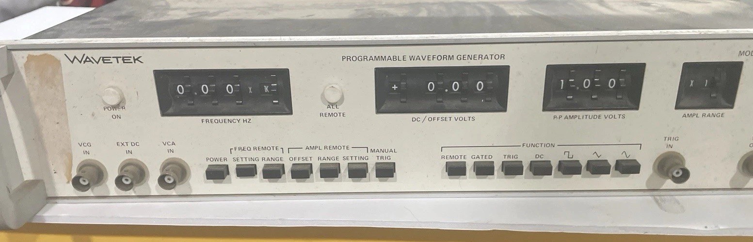Wavetek Model 154 Programmable Waveform Generator Powers On Vintage Lab Test