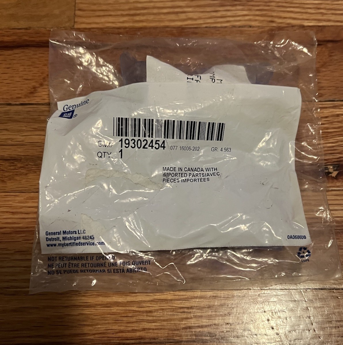 GM Transmission Transfer Case Sensor 19302454  OEM NEW