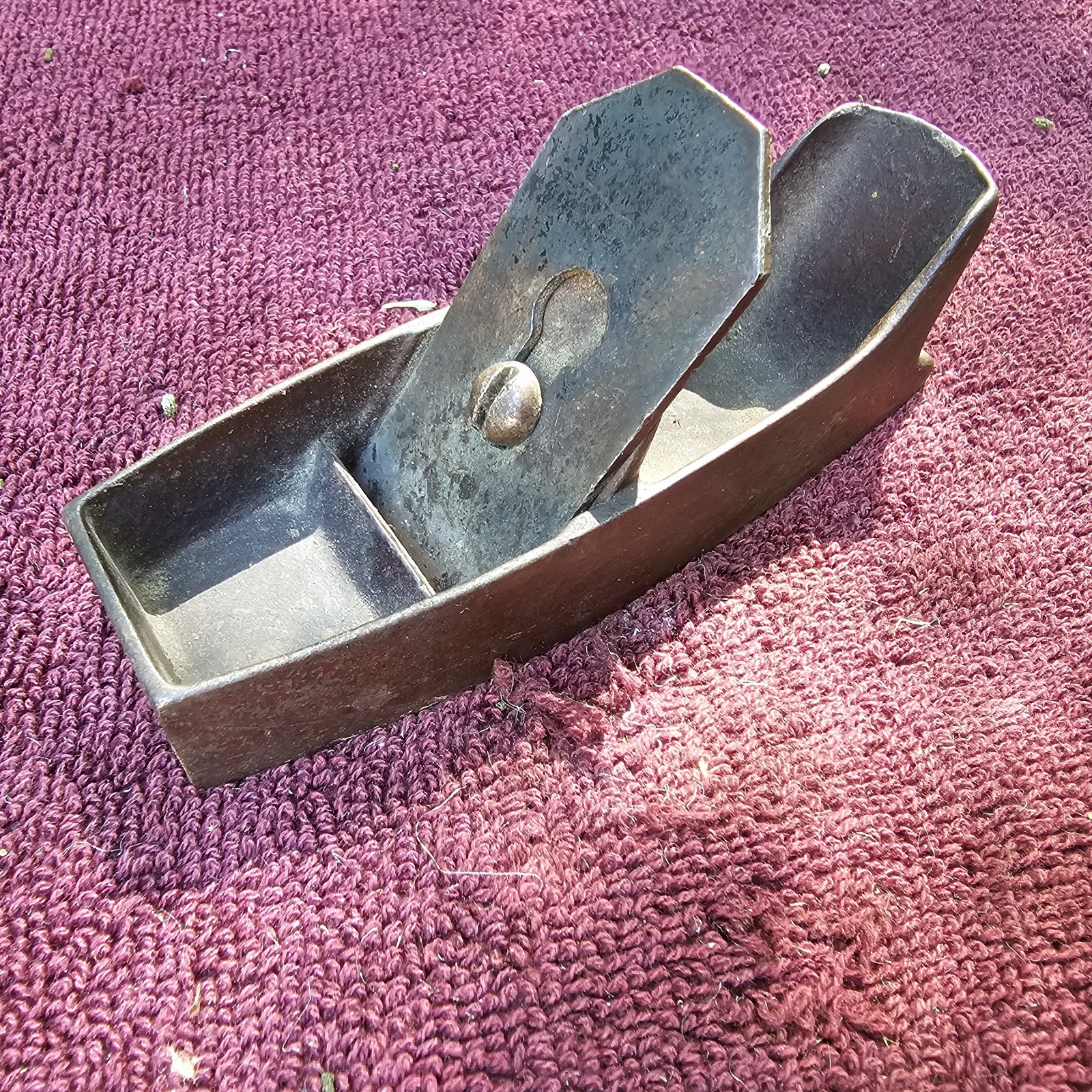 Antique Unmarked 4-1/2" Long Cast Iron Plane
