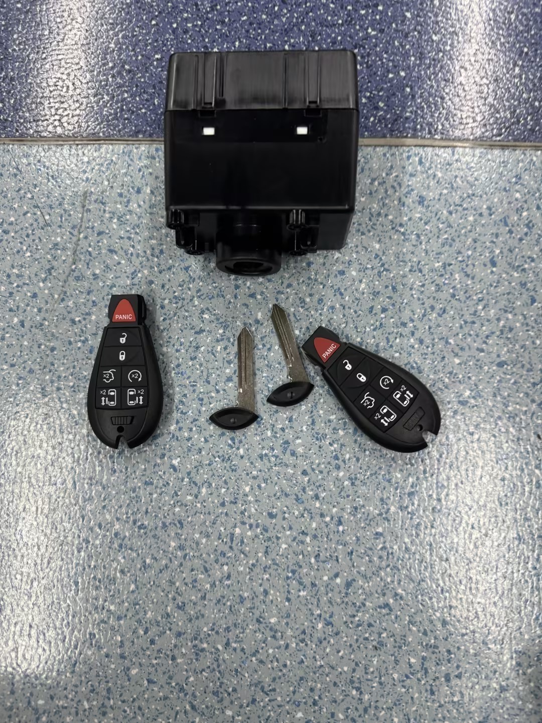 Module Wireless Ignition Node Programmed w/ Keys for 2009-15 Dodge Ram 1500