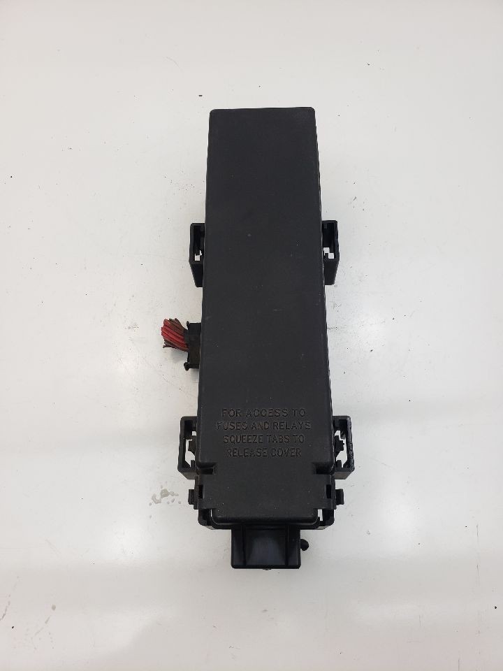 Used Fuse Box Engine fits: 2005 Dodge Durango 4.7L w/o tow package Grade A