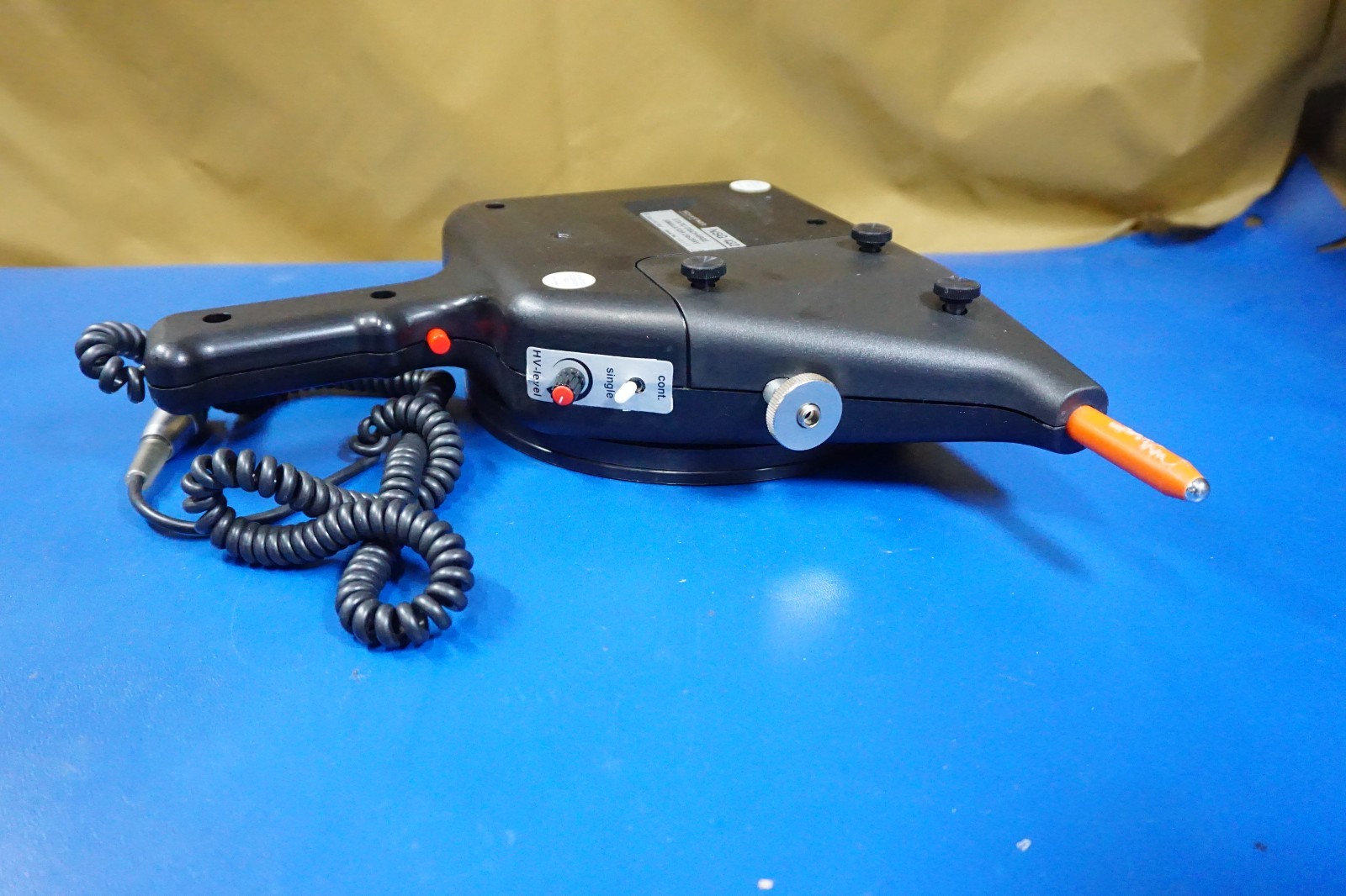 Schaffner NSG 432 Static Discharge Simulator ESD Gun EMC Test Kit in Case