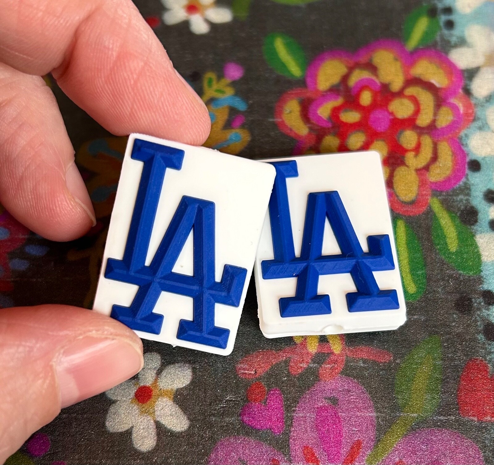 2 Piece LOS ANGELES Baseball Team Silicone Focal Beads DIY Jewelry Pens Sports