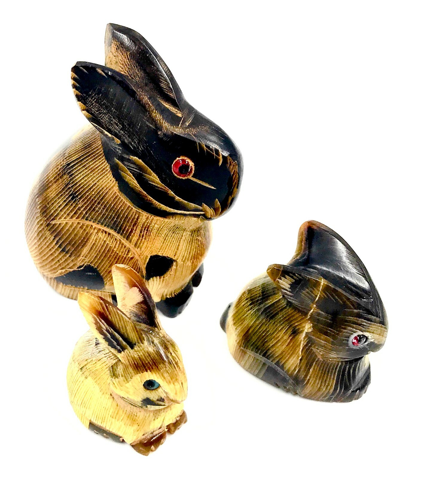 Hand Carved Water Buffalo Horn Scrimshaw Rabbit Family Set of 3 USA SELLER