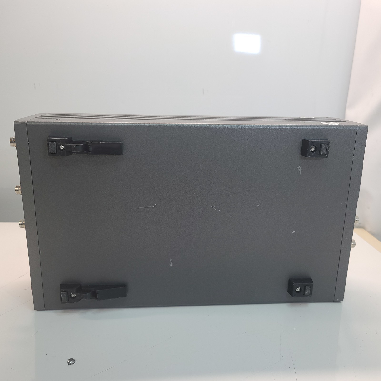 Tabor Electronics UNIVERSAL COUNTER / TIMER MODEL 6020