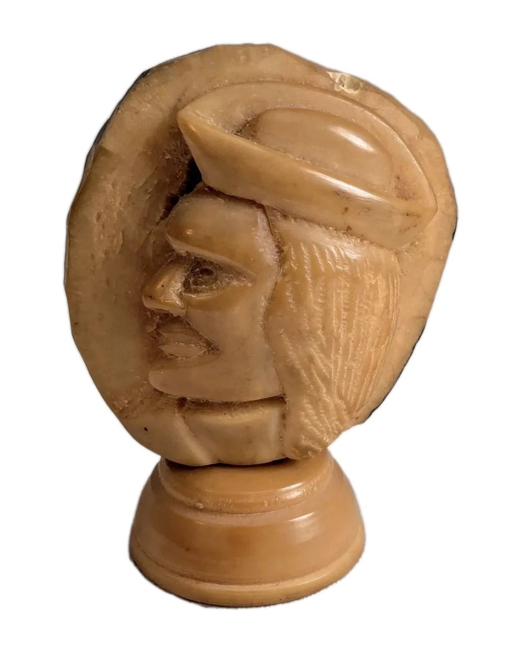 Rare ANTIQUE Carved TAGUA NUT MAN'S PROFILE CAMEO Collectible  PERU FOLK ART