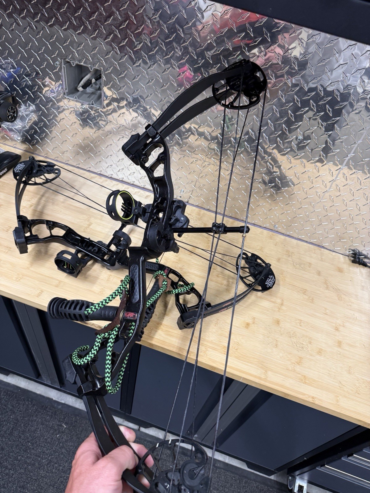 PSE Archery RH 70lb Mini BurnerCompound Bow (each)