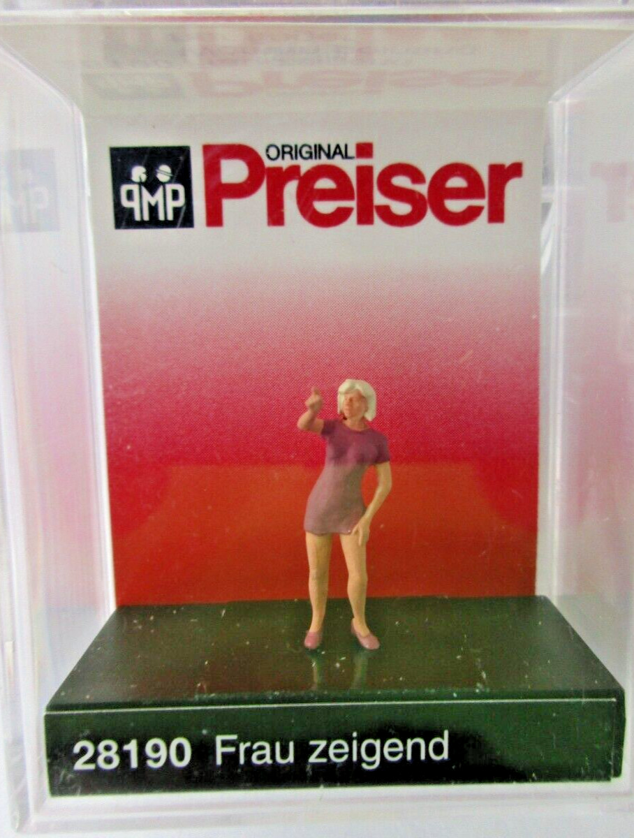 Preiser  - Woman Pointing her Finger  #28190