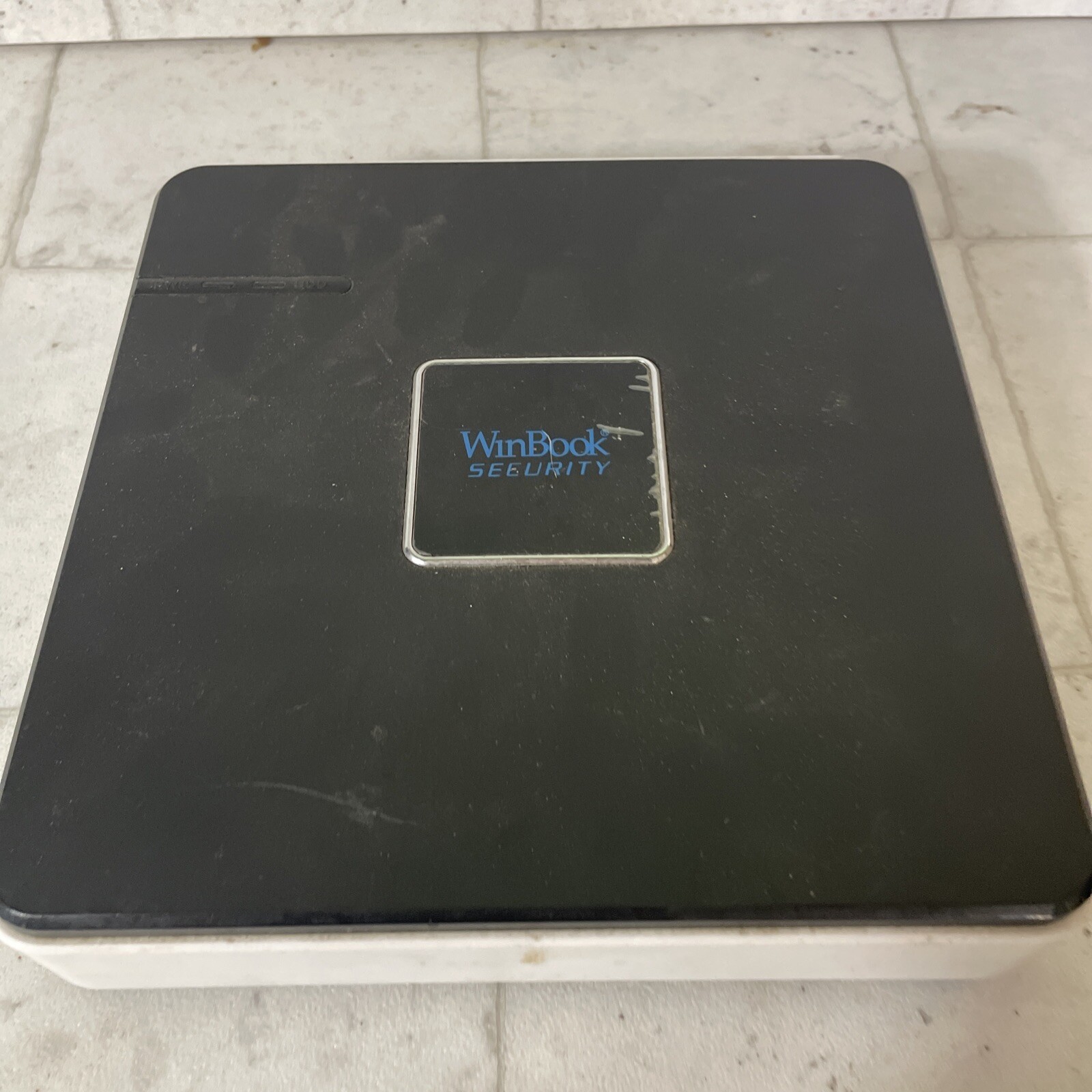WINBOOK SECURITY DOCKING STATION CAMERA HUB D5008DH DIGITAL VIDEO Untested