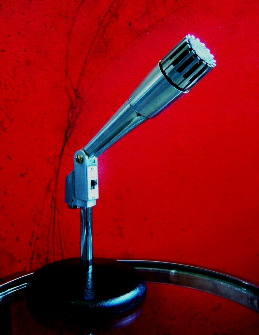 Vintage 1960's Lafayette 99-45460 dynamic microphone Calrad Lafayette w stand