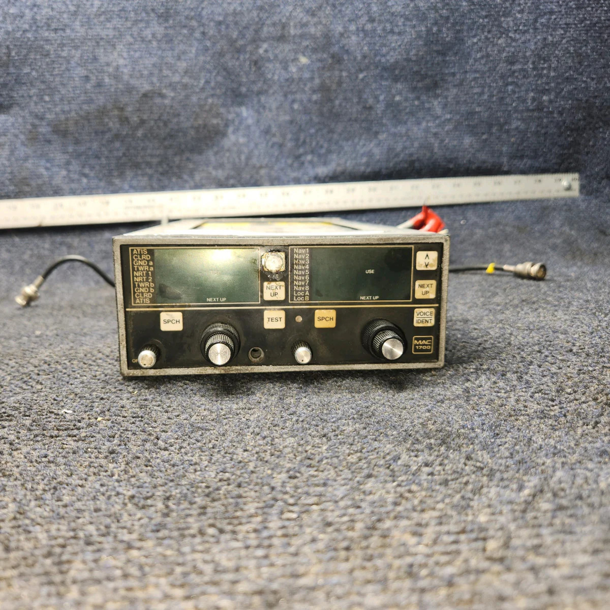 069-1020-00 | King KX-170B MAC 1700 | Nav/Com with Includes Tray 14V