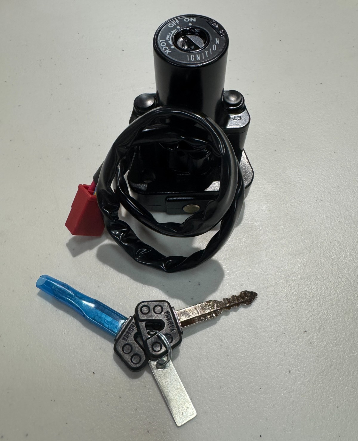 New OEM Genuine Yamaha Main Switch Ignition Switch 5LV-82501-10-00 for 01-05 FZ1