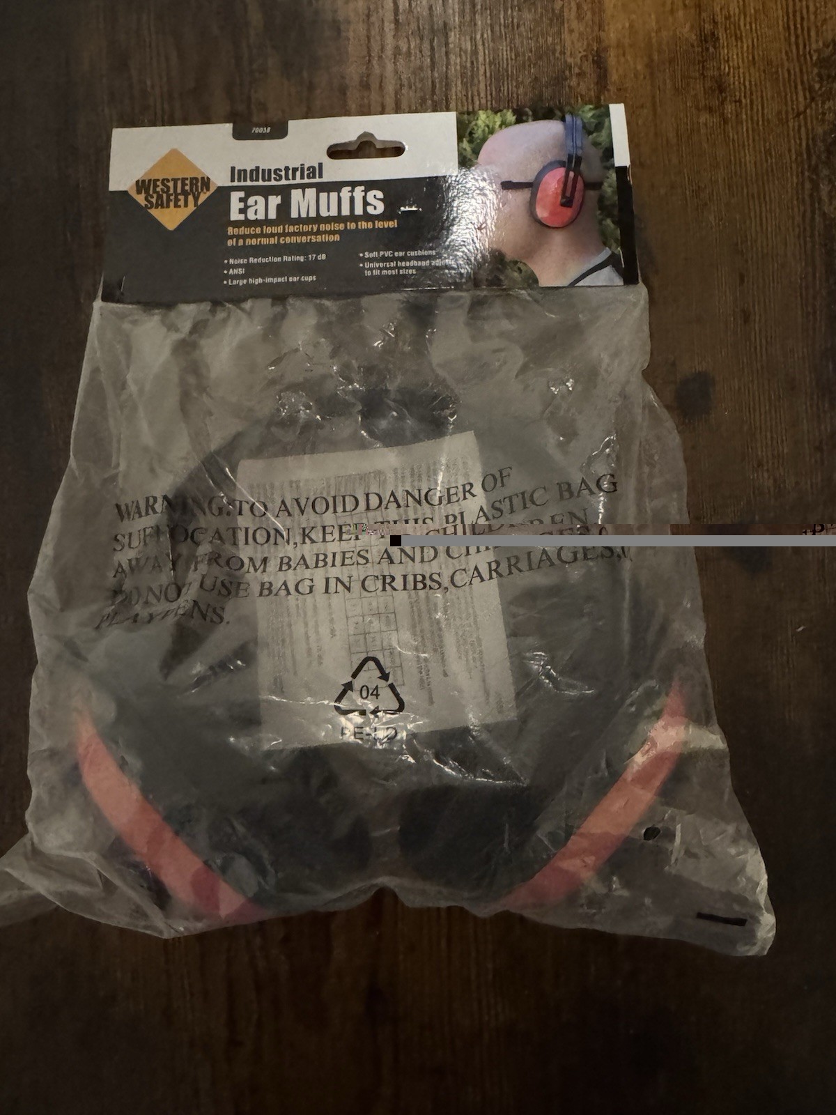 NEW Western Safety Industrial Ear Muffs  Noise Reduction Rating Red Black