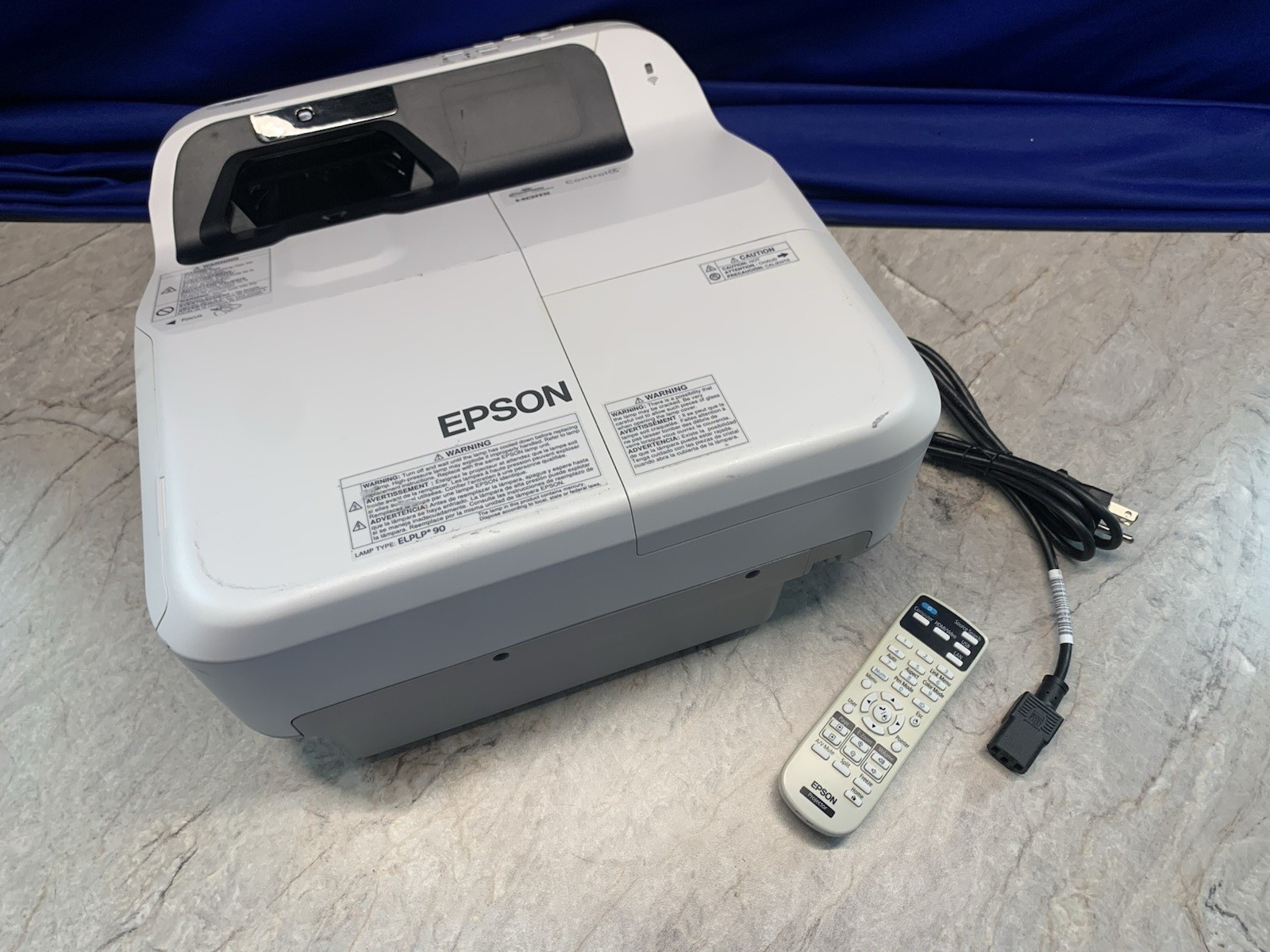Epson PowerLite 675W Short Throw Projector w/Remote & Power Cord 706 Hours Used