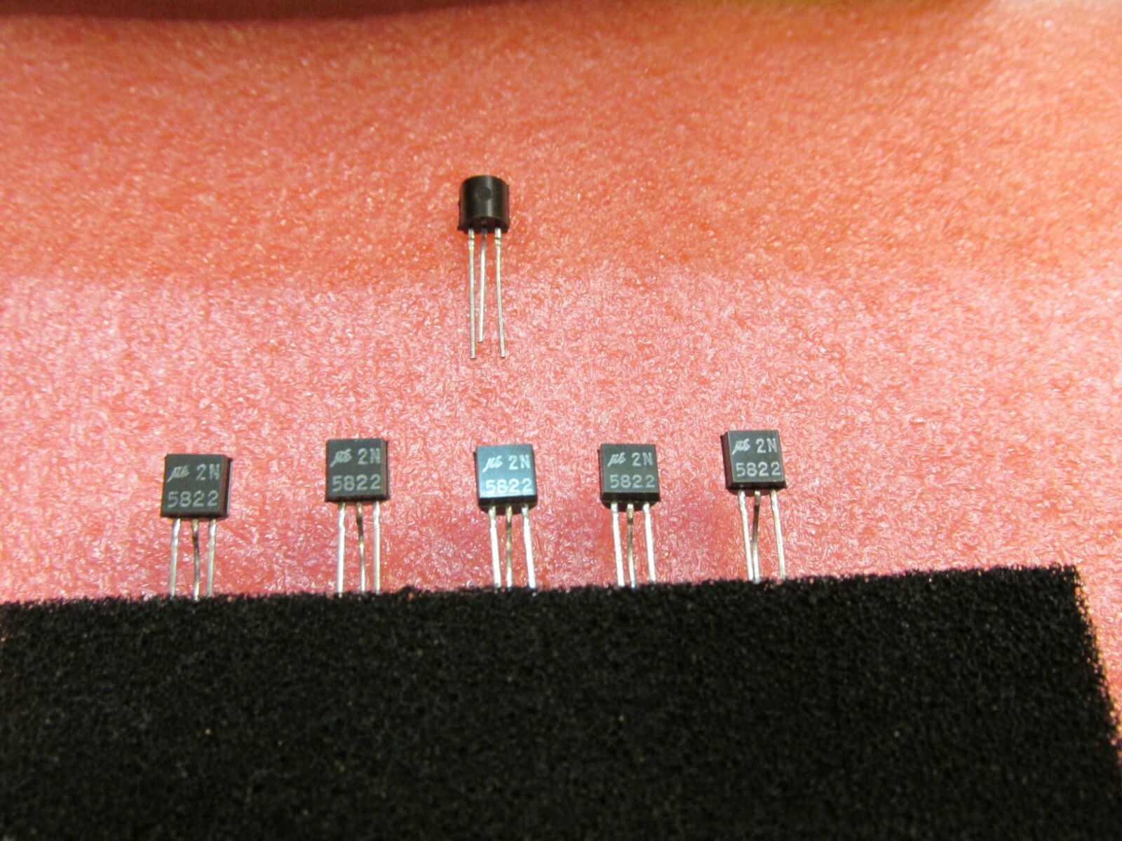 2N5822 Bipolar (BJT) Transistor NPN See Pictures Quantity of 15 Fast Shipping