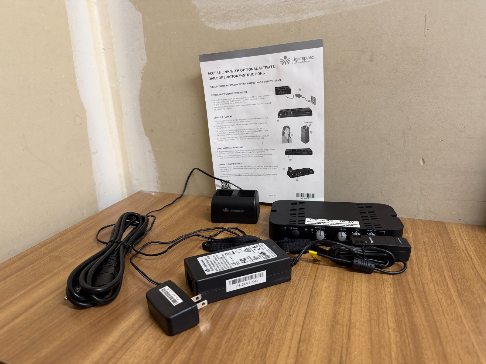 Lightspeed 955 Wireless Instructional Audio System with Flexmike