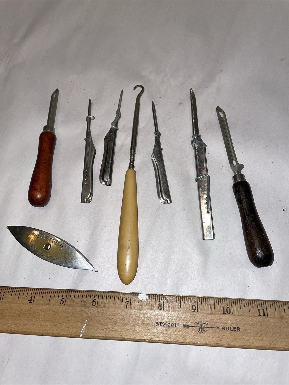 VARIOUS LOT OF 8 KNITTING/CROCHET/TATTING/ CABLE STITCH NEEDLES-SHUTTLE VINTAGE