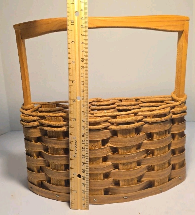 Vintage 2000 Cracker Neck Creek Basket