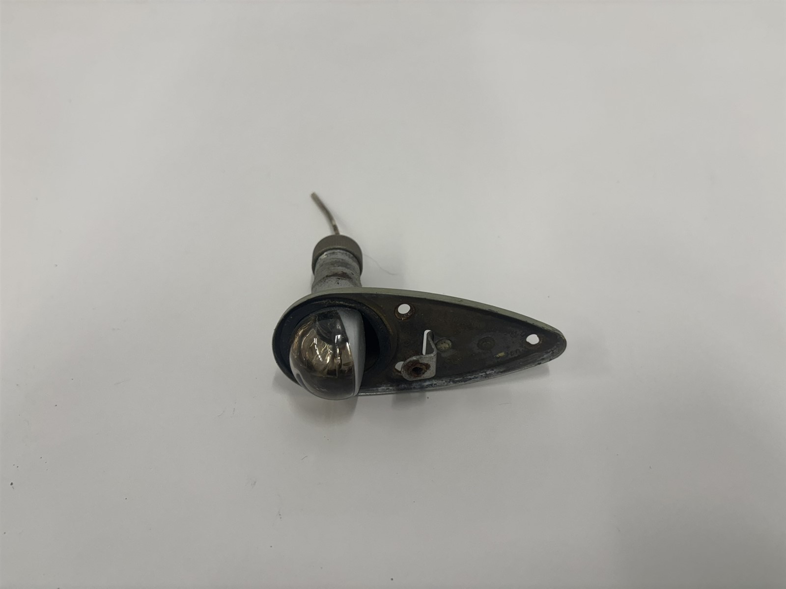 66 Mooney M20 C Mark 21 NAV Navigation Light 14V A-1285R-12 Grimes Model E