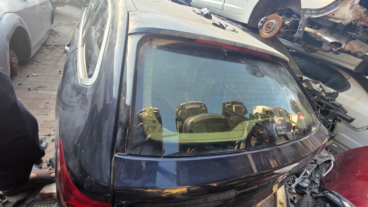 BMW Left Trunk Lid Hinge 41007441475