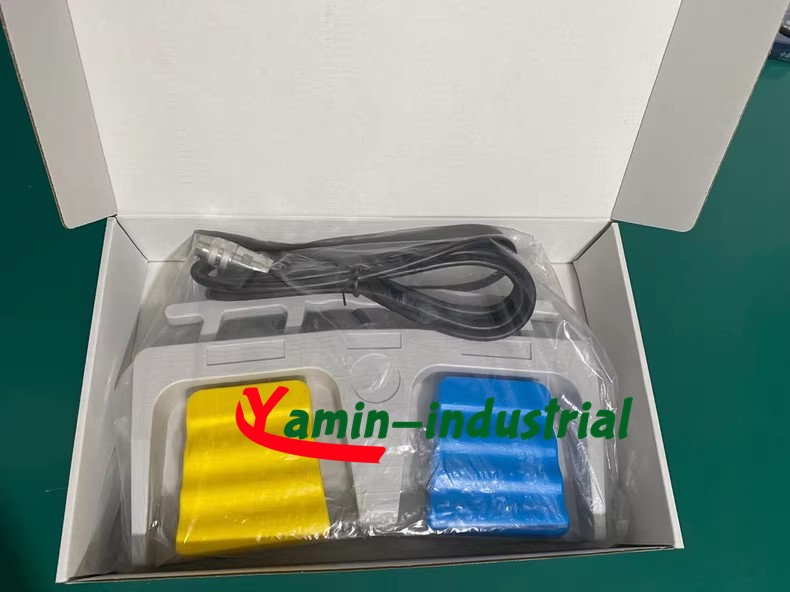 1PCS WB50402W For OLYMPUS pedal foot switch ESG-400 Expedited Shipping DHL
