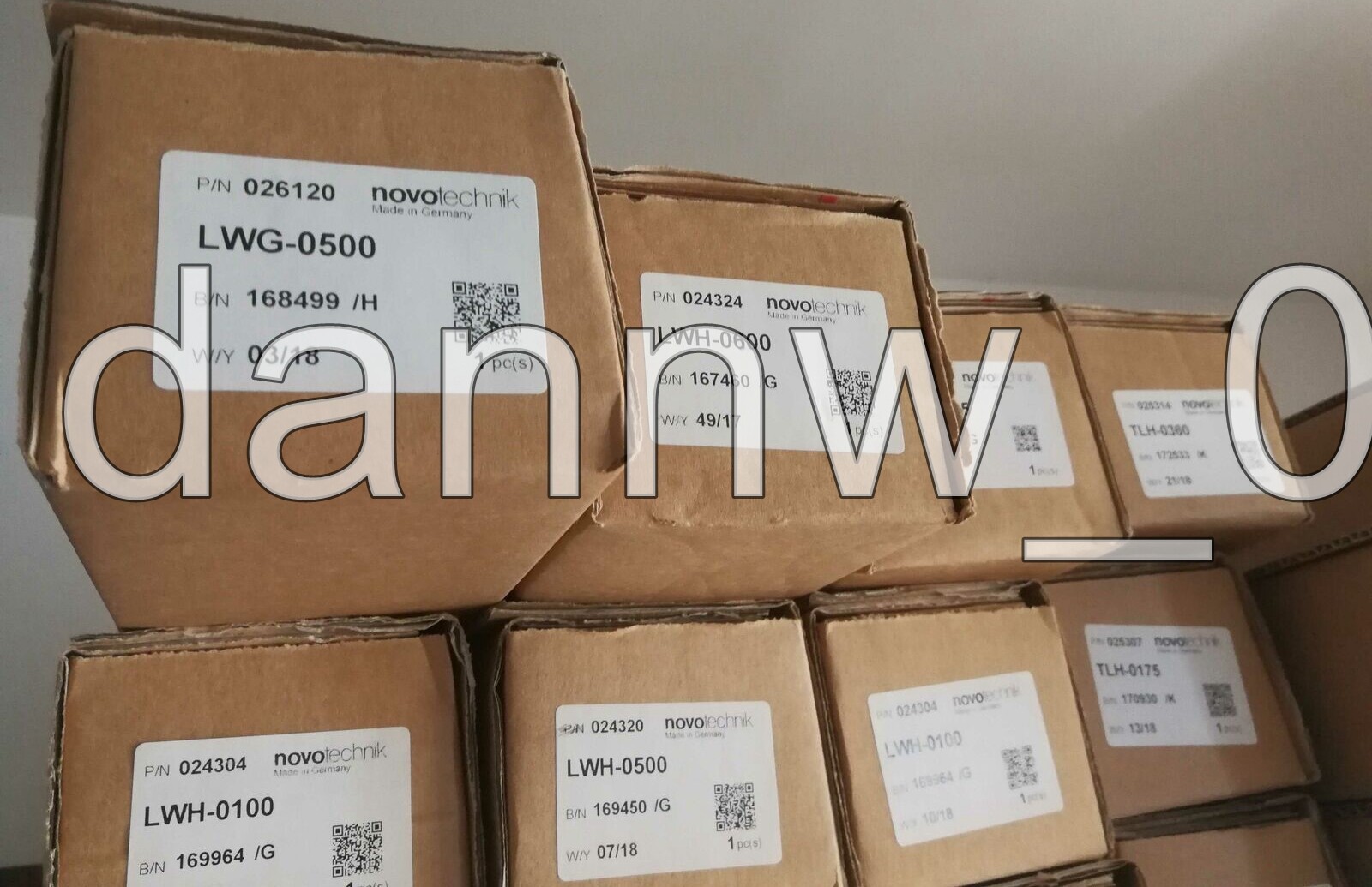 New Genuine Novotechnik Position Transducer LWG-0500 LWG0500 free shipping