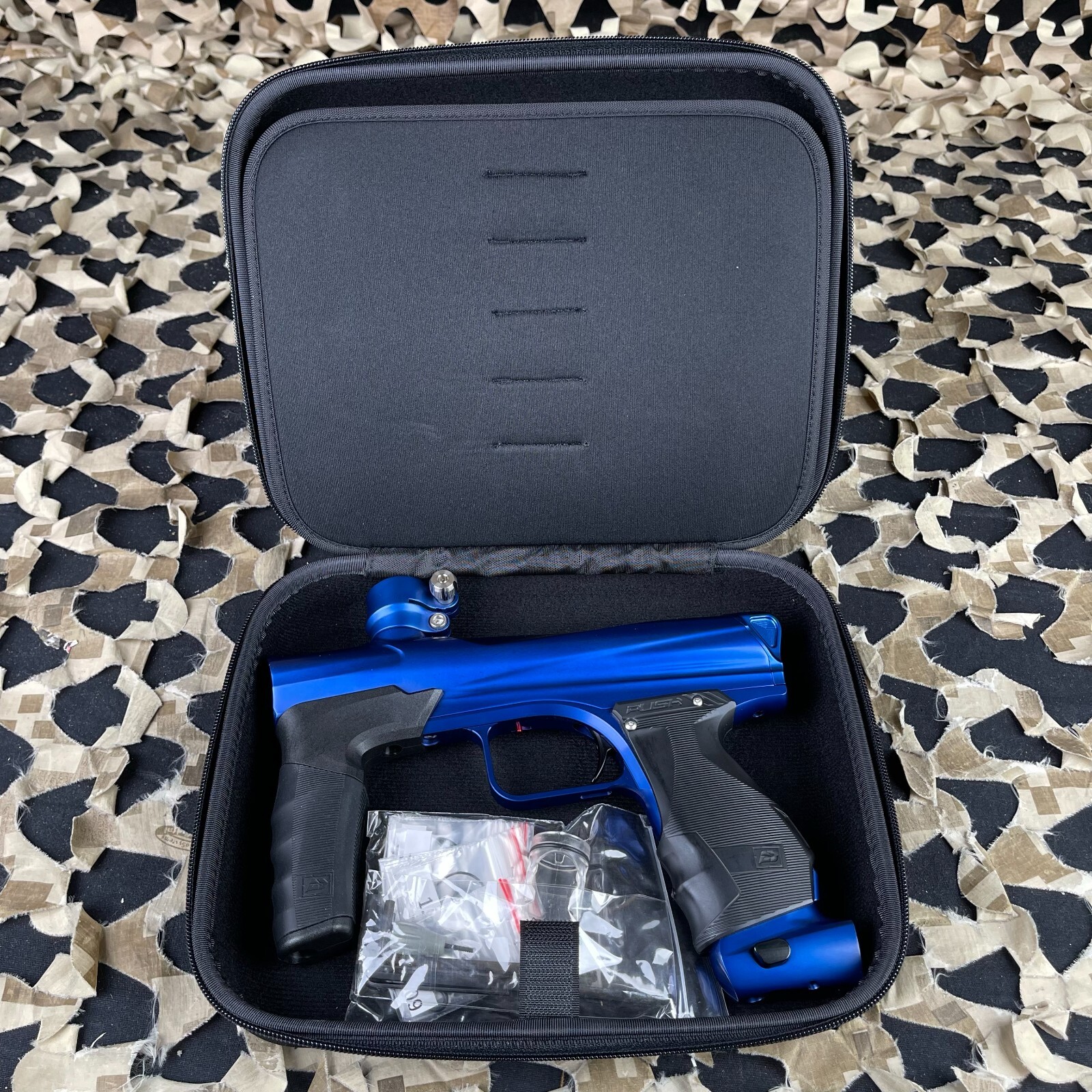 NEW Push Propel Mechanical Paintball Gun - Blue