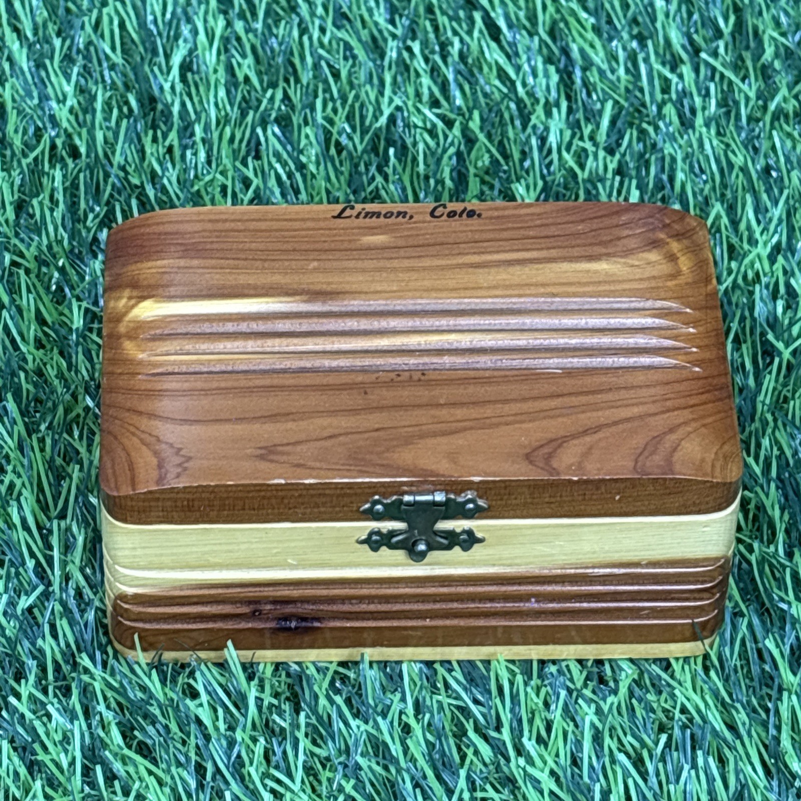 Vintage Limon Colorado Wood Trinket Box Two Tone Jewelry Souvenir