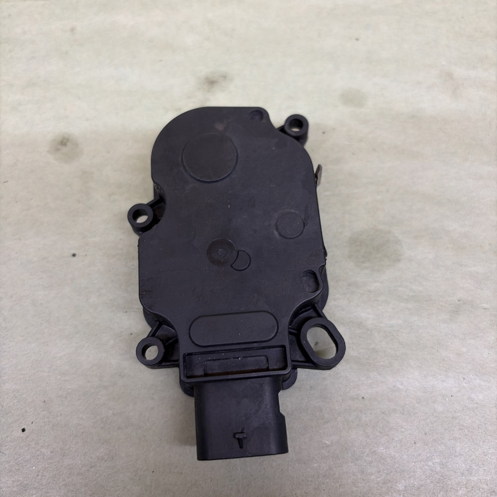 2016 FORD FOCUS SE AIR SHUTTER MOTOR ACTUATOR OEM #D219
