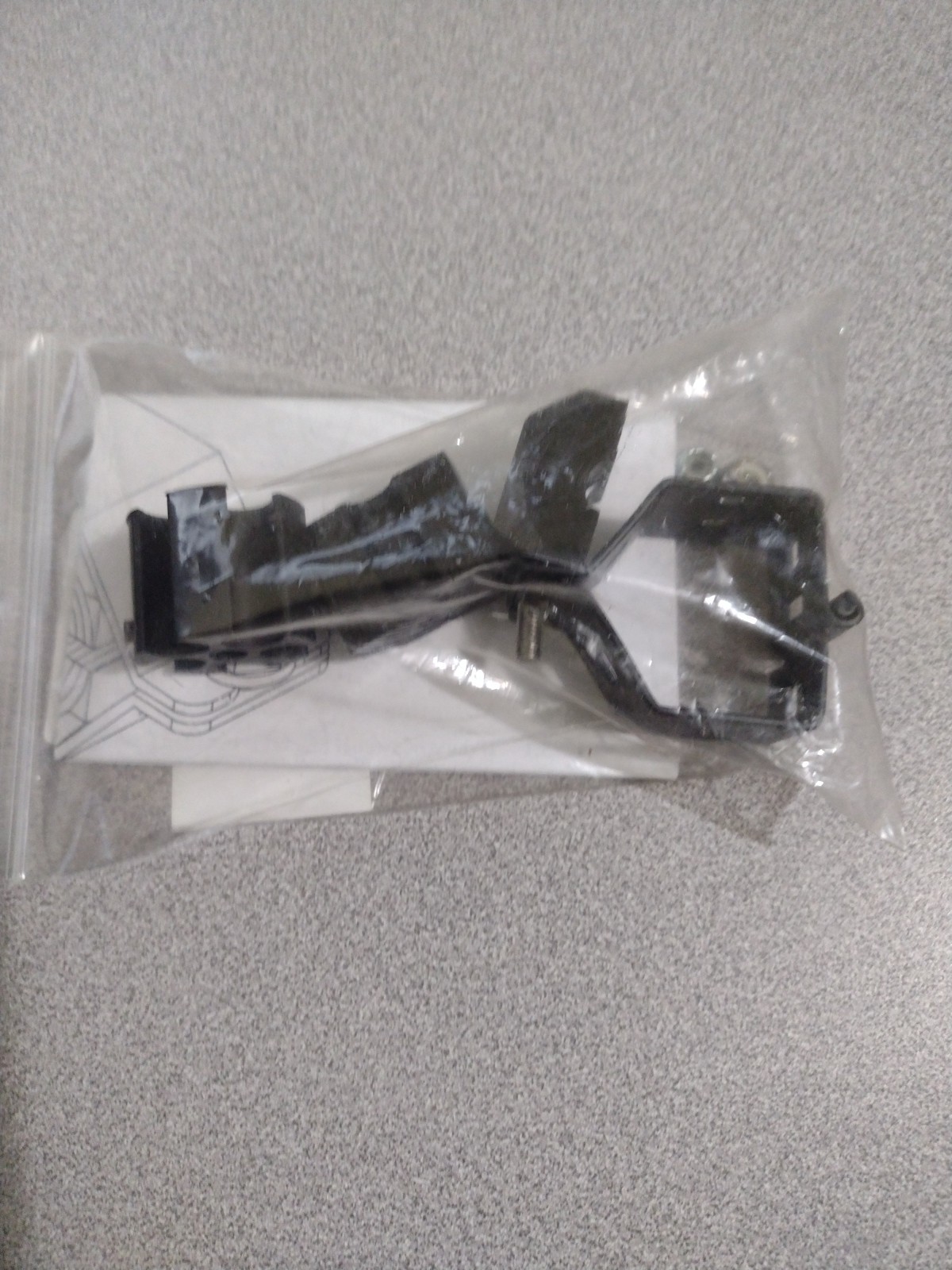Universal Cable Clamp (UCC) Kit 15-204-09 373906