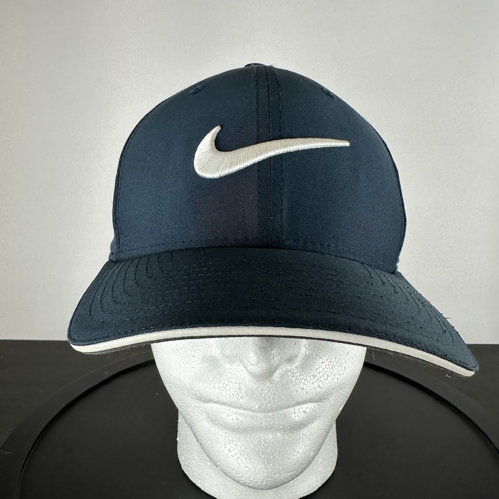 Nike Classic99 Dri-fit Golf Hat Cap Size Stretch Fit M/L Teal Perforated Fitted