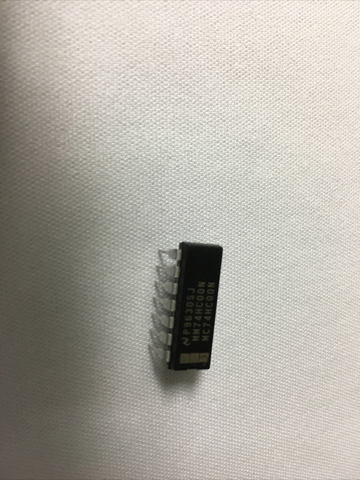 74HC00 Quad 2 In NAND