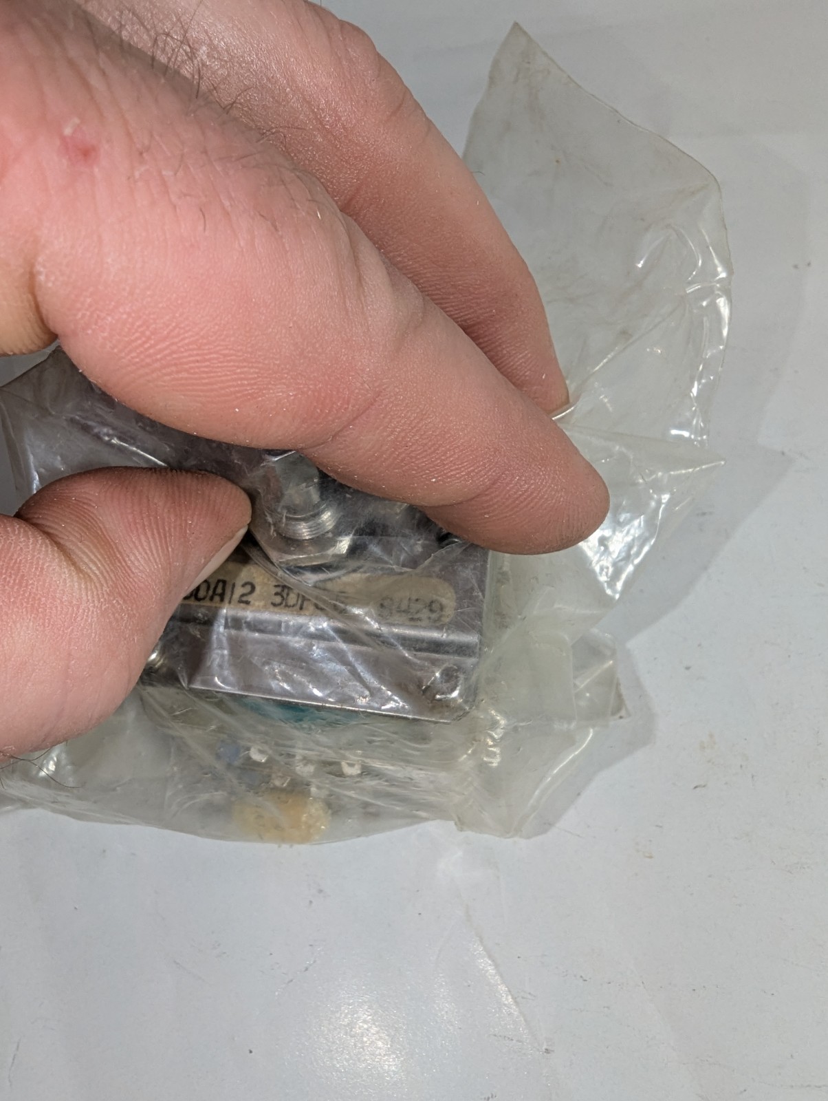 NEW GENUINE ELECTRO SWITCH 2J00A12 ROTARY SWITCH 2J00A12 3DF06 8429