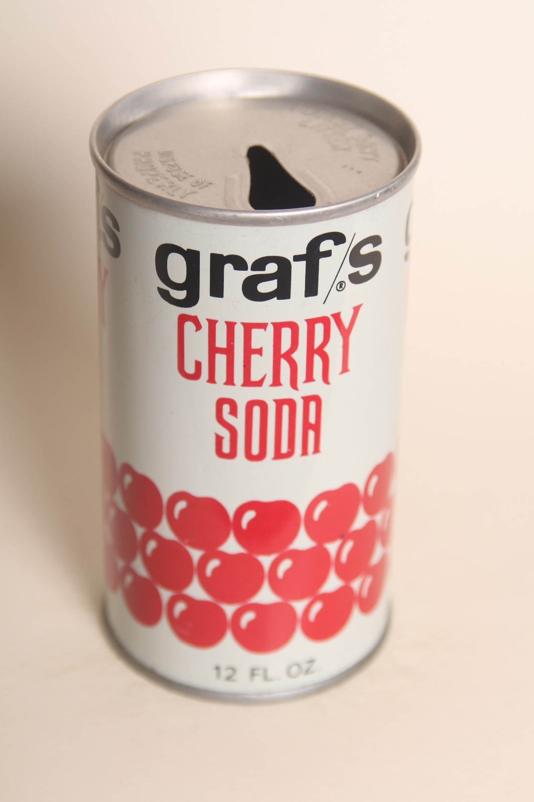 Graf/s Cherry soda can - 12oz