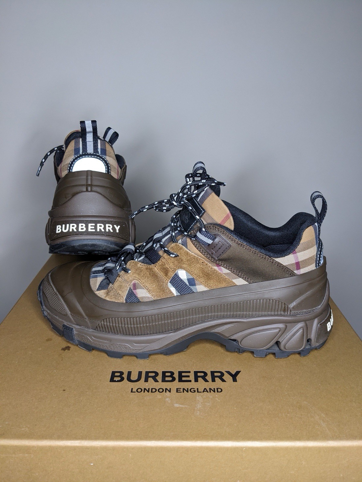 Burberry Arthur Vintage Check Brown Sneaker Canvas Suede Shoes Mens Size 8 Italy