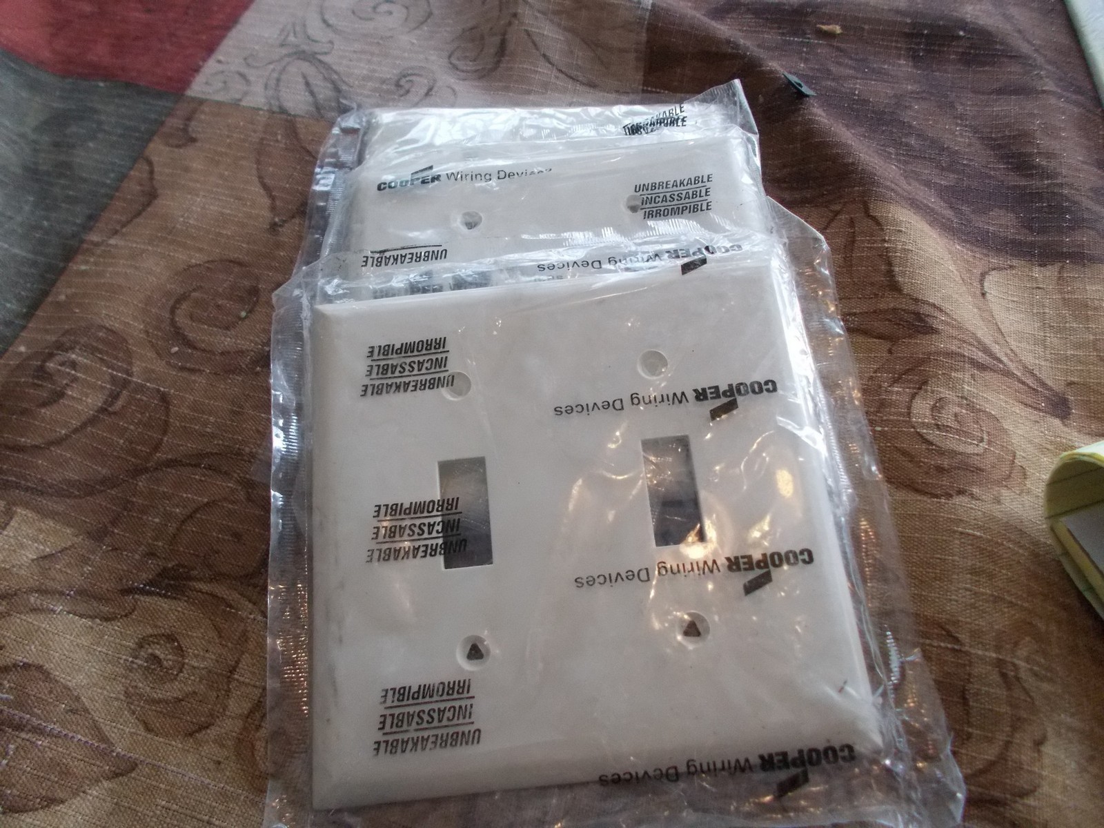 NEW Cooper 5139LA Lot of 2 Almond 2-Gang Light Switch Cover Plate *FREE SHIPPING
