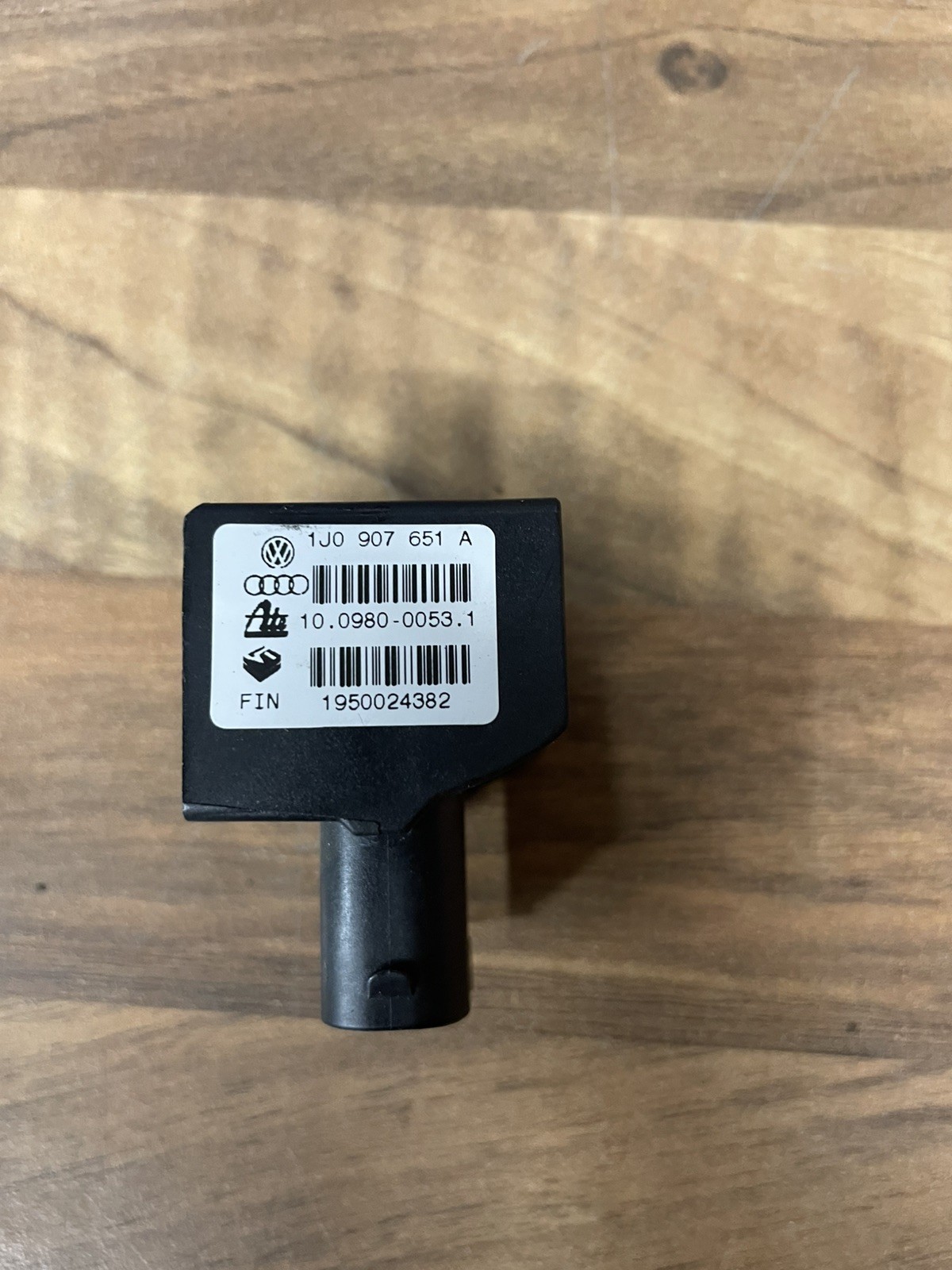 Audi TT Mk1 8n Lateral Acceleration Sensor 1J0907651B