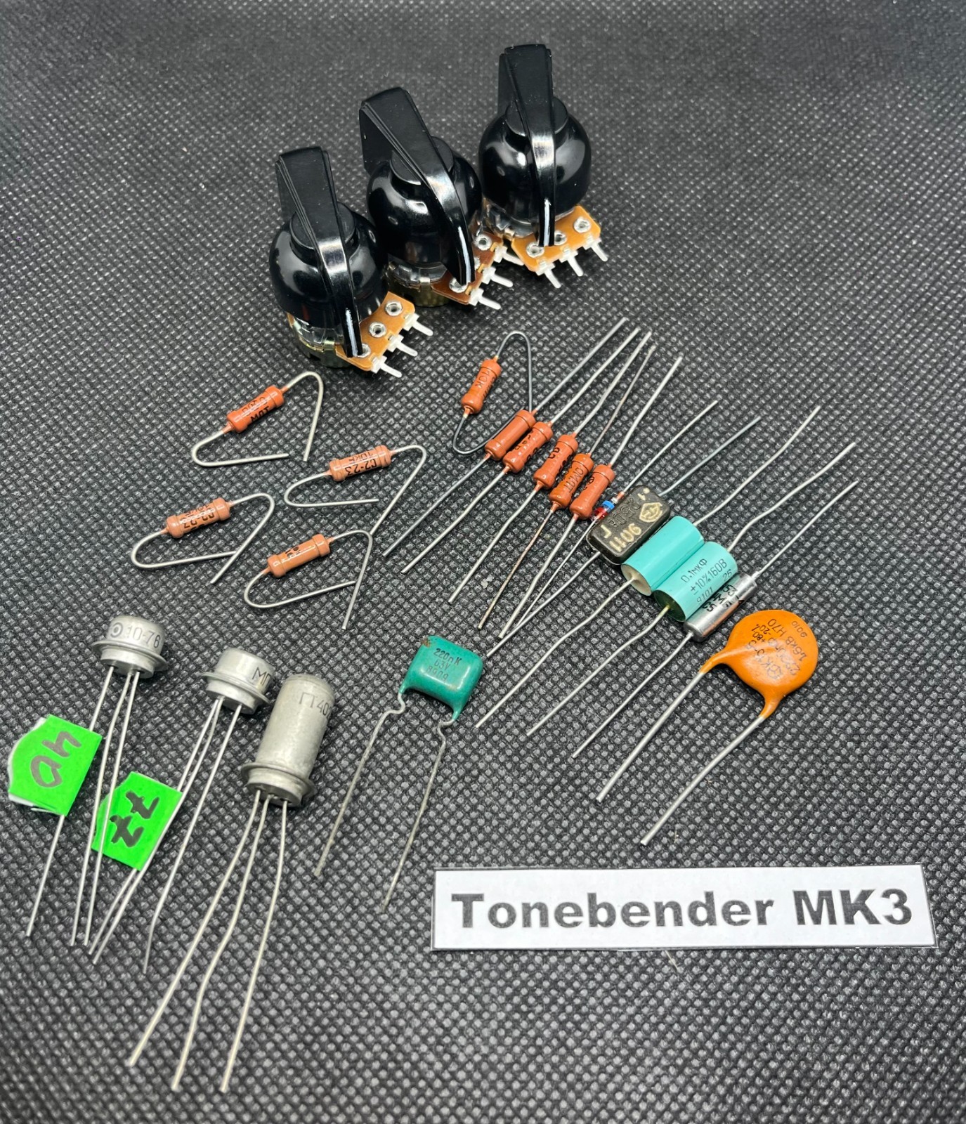 KIT Tone Bender MK3 (Jimmy Page/Jeff Beck Sound) Germ Matched GT402/MP20 PNP NOS