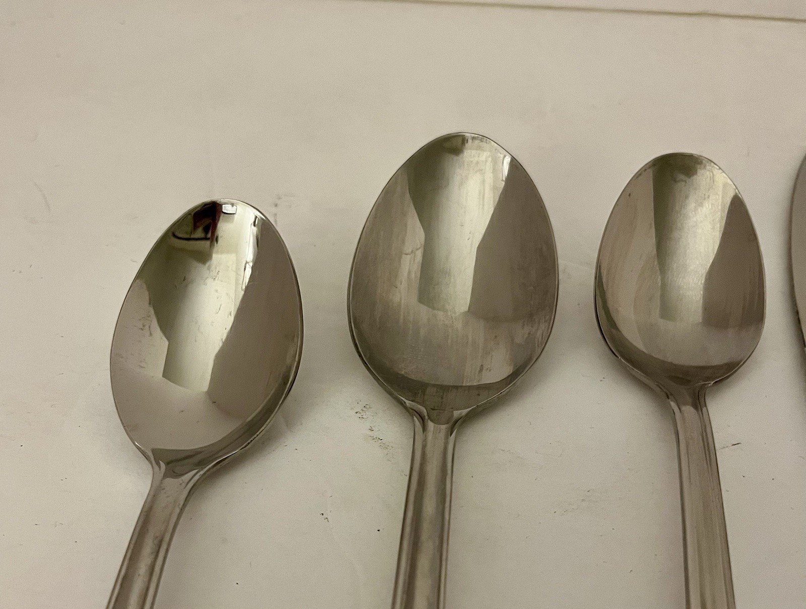 Cambridge Stainless Steel Shell Flatware 7 Piece Place Setting