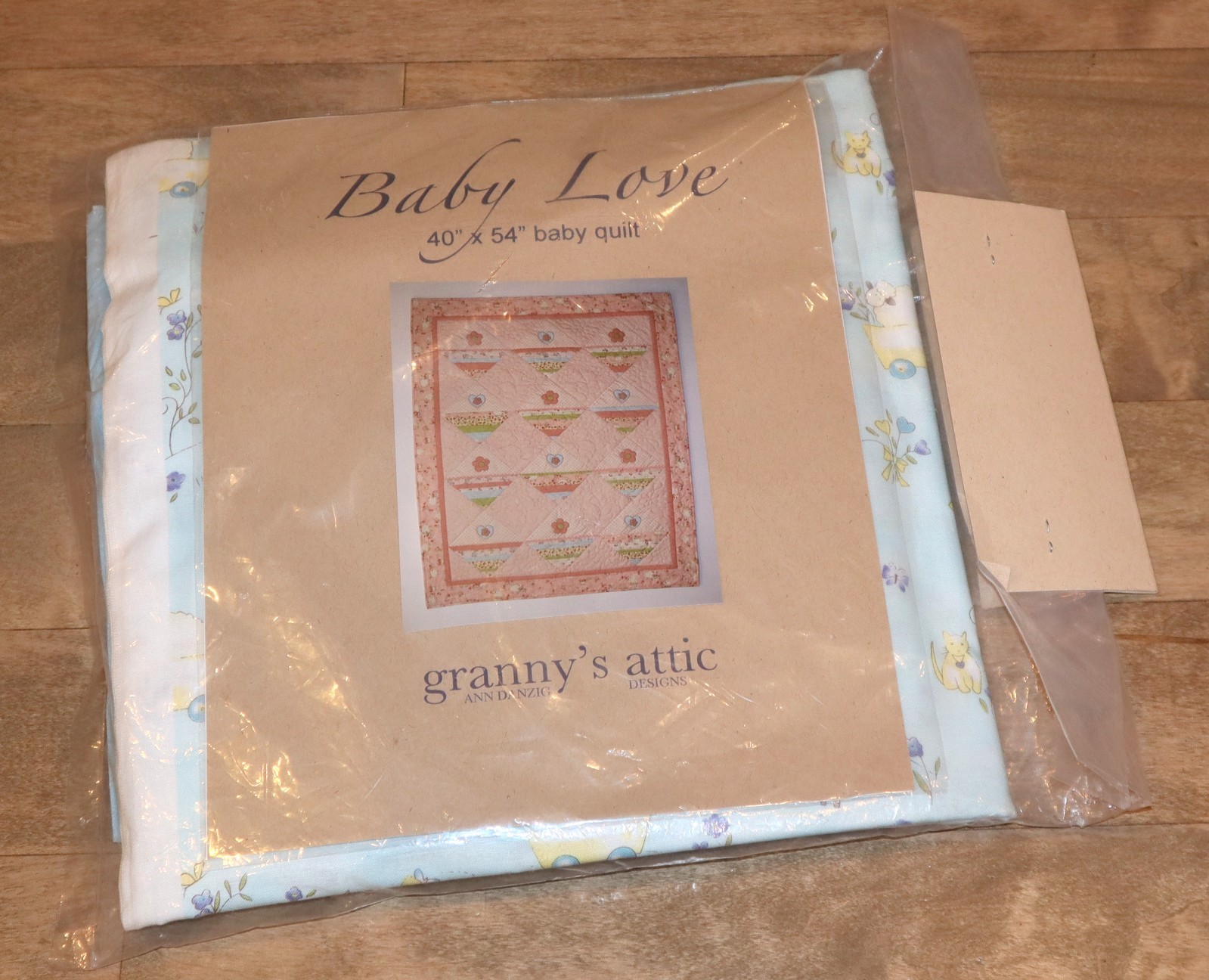Granny's Attic Quilt | *BABY LOVE* Pattern Kit & Fabric 40" x 54" Ann Danzig