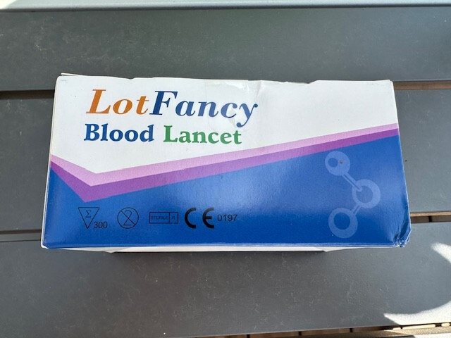 400 - Lot Fancy 30 Guage Lancets Exp.2025- 04 Lot of 4 Boxes