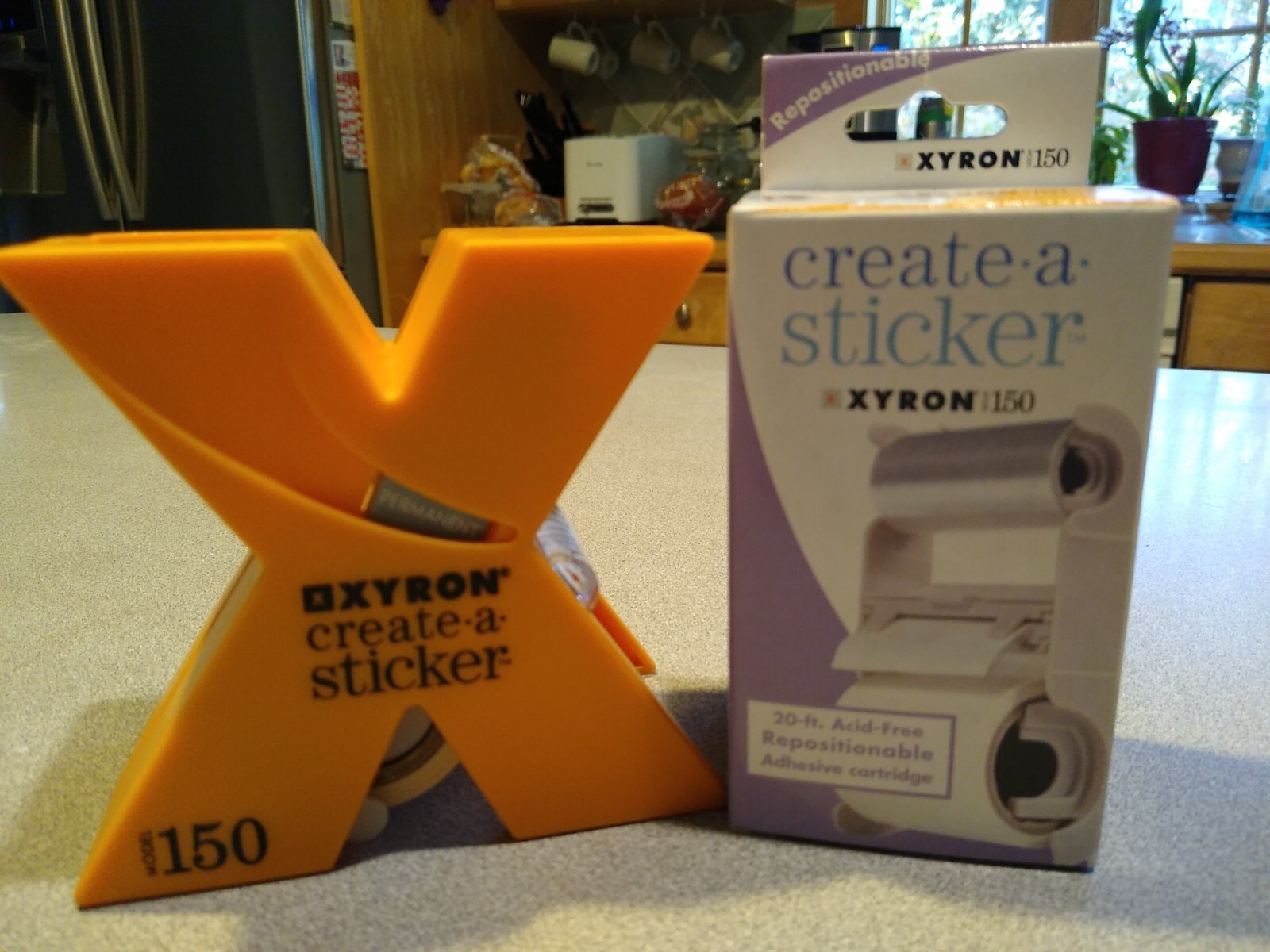 XYRON Model 150 Create-a-Sticker Maker Scrapbooking & New 20 ft Cartridge